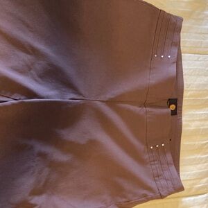 JM Collection women’s taupe Stretch Chinos , 28 inch inseam,